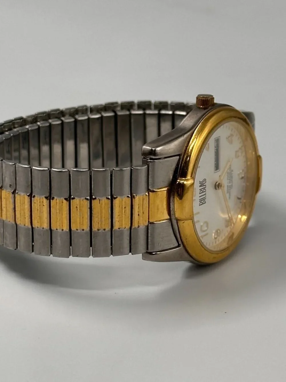 3/$30 VTG. Bill Blass Watch Silver Gold Two Tone Day Date Stretch Band